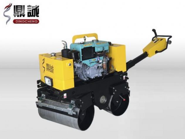 點(diǎn)擊查看詳細(xì)信息<br>標(biāo)題：DC-840-I全液壓手扶雙鋼輪壓路機(jī) 閱讀次數(shù)：14354