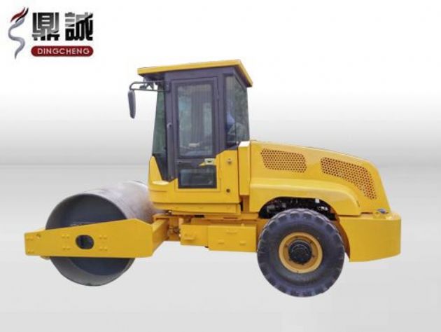 點(diǎn)擊查看詳細(xì)信息<br>標(biāo)題：6噸單鋼輪振動(dòng)壓路機(jī) 閱讀次數(shù)：13240
