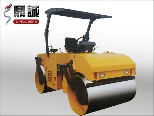 點(diǎn)擊查看詳細(xì)信息<br>標(biāo)題：6噸雙鋼輪振動(dòng)壓路機(jī) 閱讀次數(shù)：12993